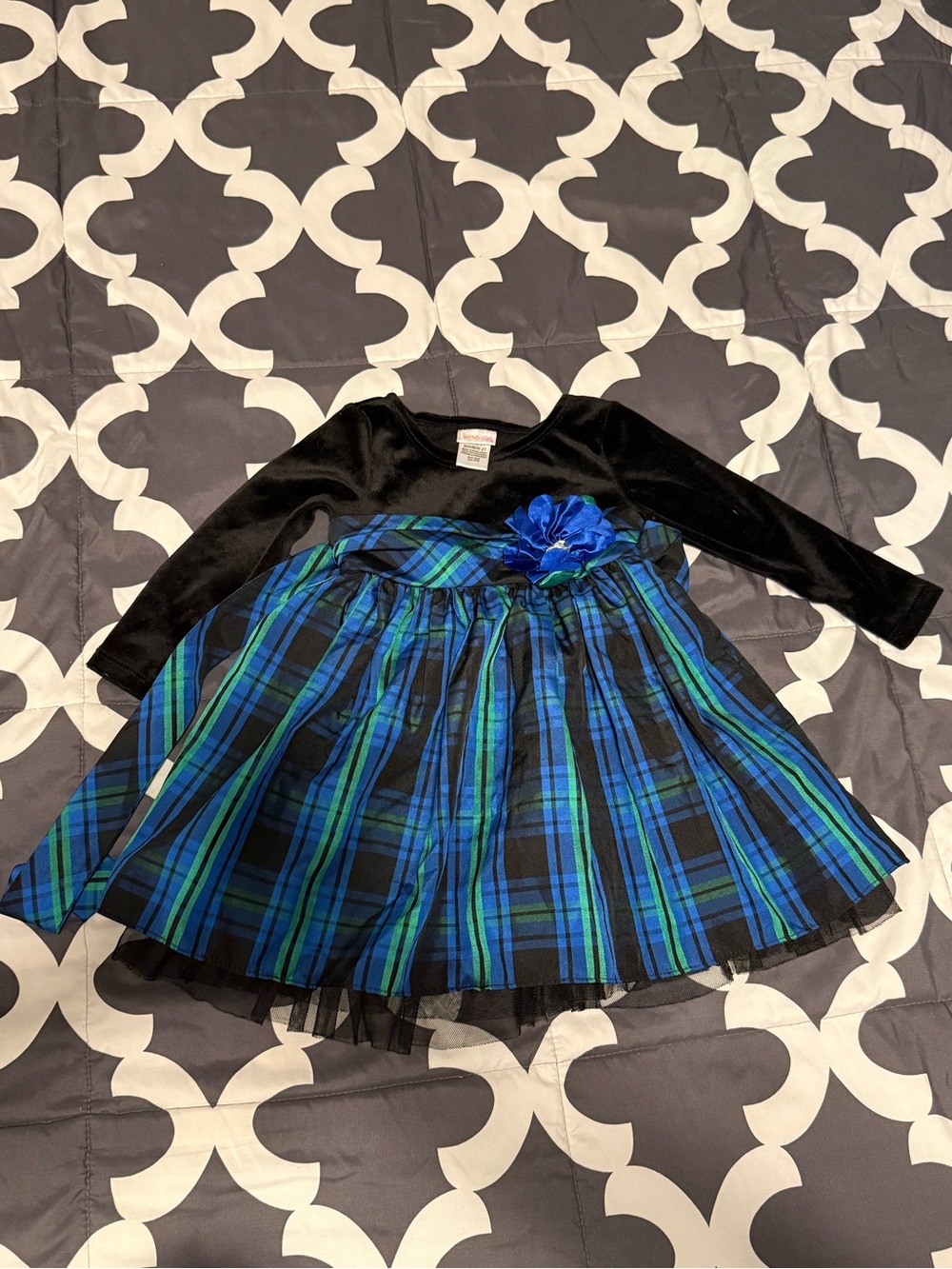 Youngland Black Velvet Bodice with Blue and Green Plaid Skirt